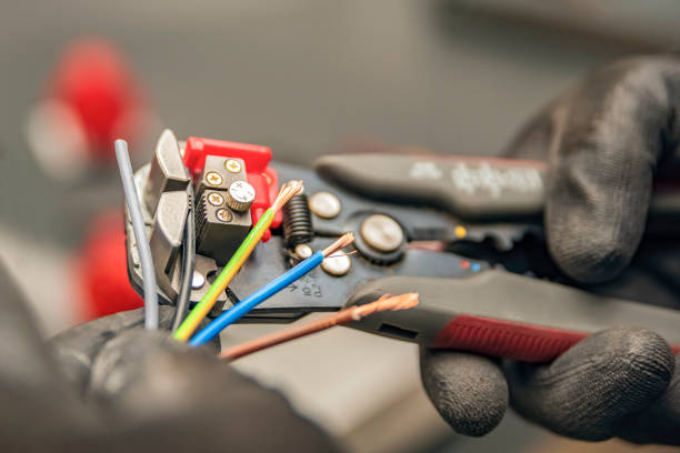 Best Electrical Installation Contractor  in Streator, IL